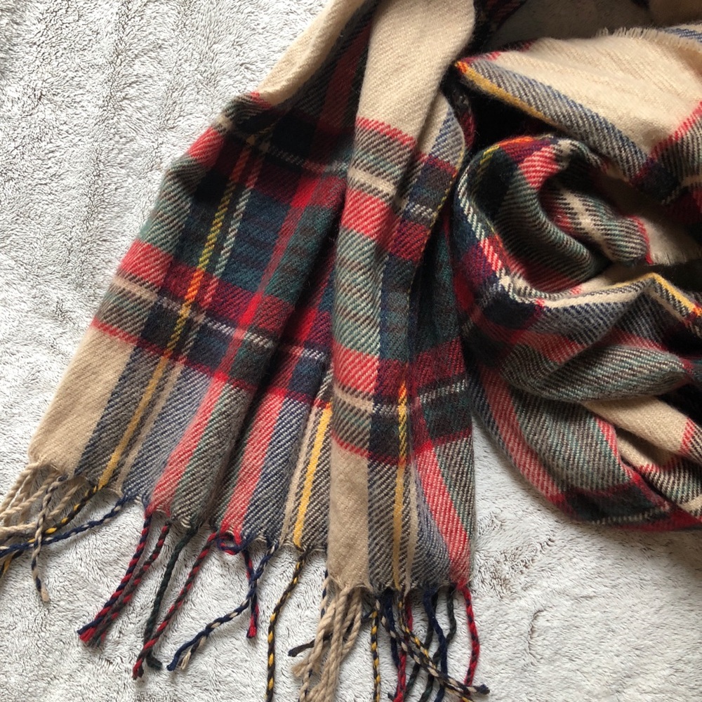 Patterned Scarf - Picture 3 of 3